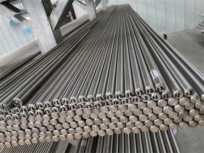 grinding titanium rod